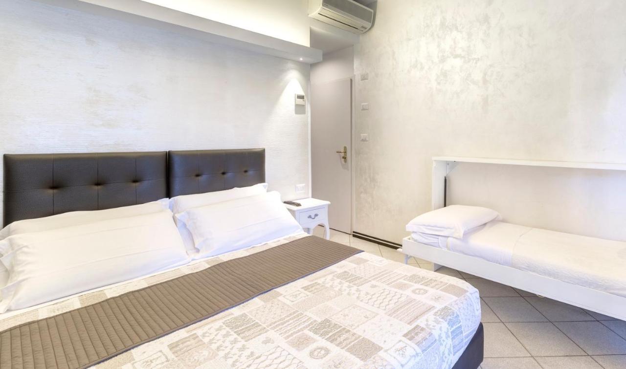 Hotel La Nidiola Riccione Exteriör bild